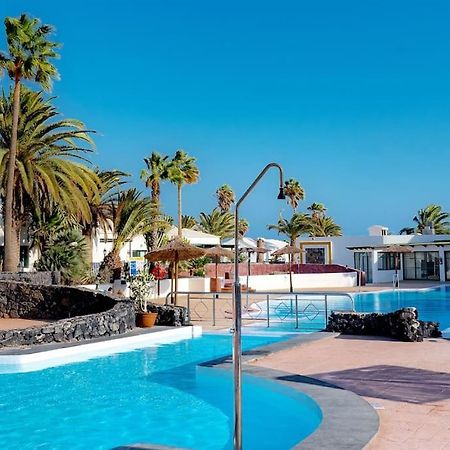 Apartamento Taisa Playa Roca Costa Teguise Exteriör bild