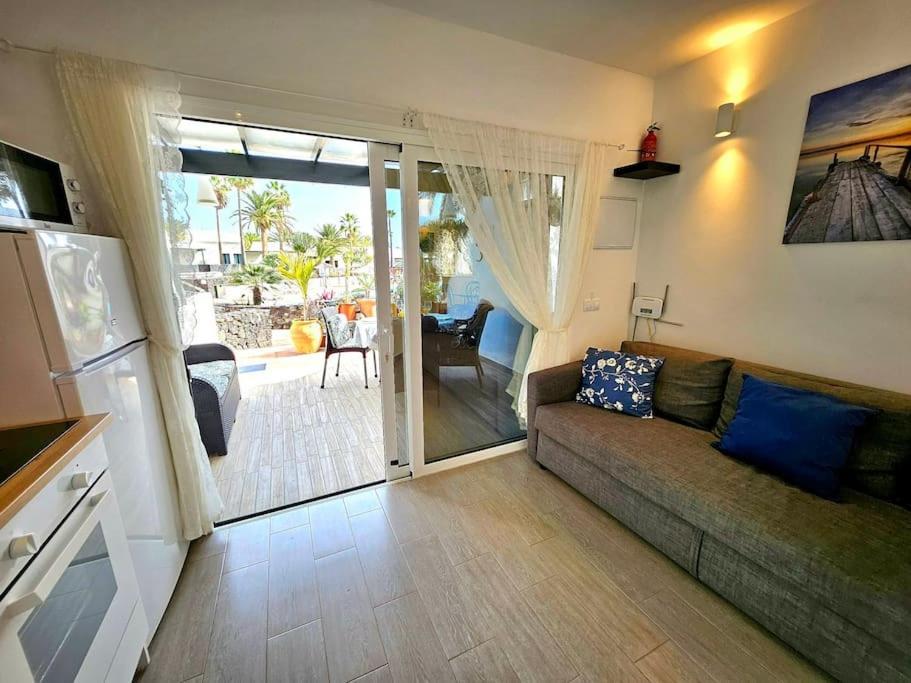 Apartamento Taisa Playa Roca Costa Teguise Exteriör bild