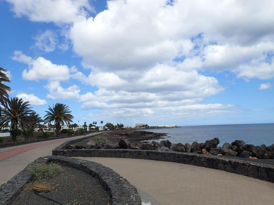 Apartamento Taisa Playa Roca Costa Teguise Exteriör bild